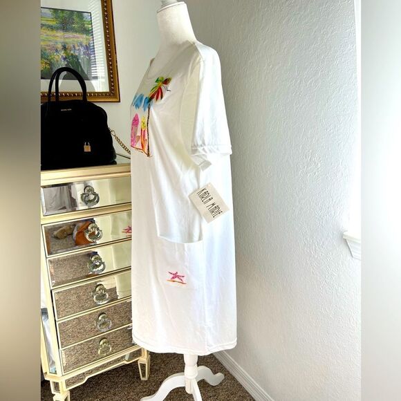 Karla Marie Beach T shirt dress - Picture 5 of 11